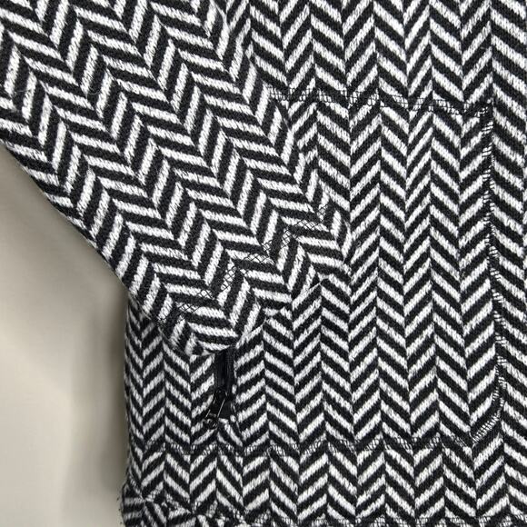 T by TALBOTS Black and White Chevron Knit Jacket with Pockets Size Mp - Picture 5 of 10